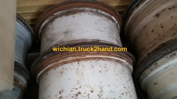 ขายกระทะล้อหน้ารถไถฟอร์ด 24"X12" เก่านอกแท้ติดรถNH40 คานนิวฮอลแลนด์8รูน๊อต