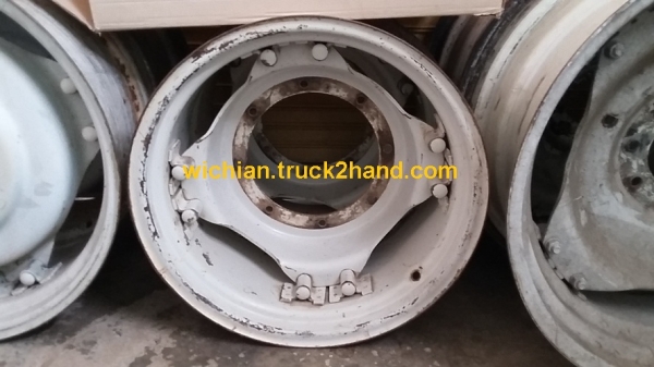 ขายกระทะล้อหน้ารถไถฟอร์ด 24"X12" เก่านอกแท้ติดรถNH40 คานนิวฮอลแลนด์8รูน๊อต