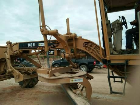 CAT 140 H ราคา 3,800,000 รถเก่านอก รถ กทม.