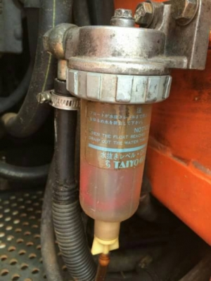 HITACHI Zx 135 ราคา 1,300,000 รถกทม