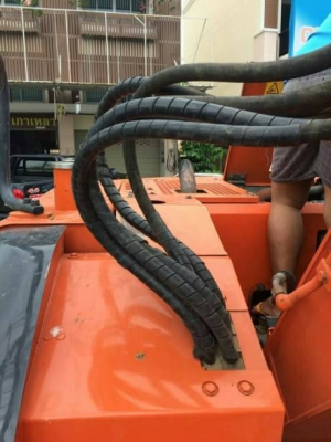 HITACHI Zx 135 ราคา 1,300,000 รถกทม