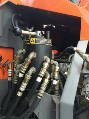 HITACHI Zx 135 ราคา 1,300,000 รถกทม