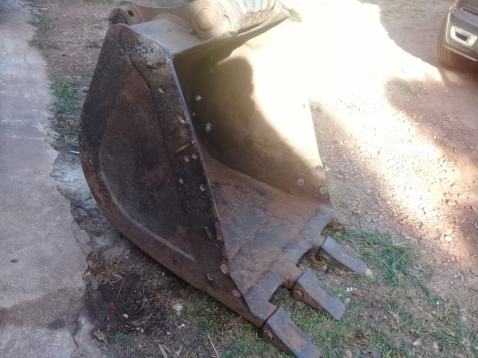 ขายรถแบคโฮ KOMATSU PC120-2