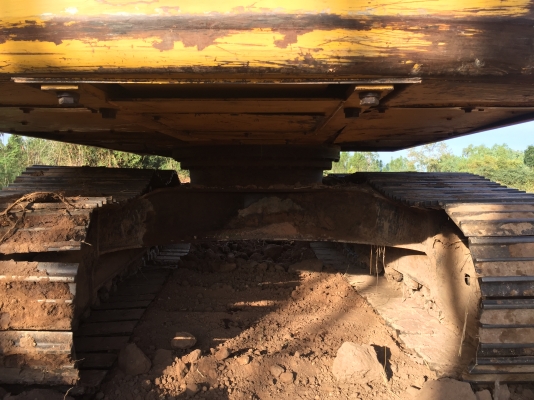 PC-200 -8  อยากขายด่วน  ปรับราคาใหม่ ลดสุดๆๆๆ  1,550,000 ขายถูก รถเด่น รถดัง รถดี