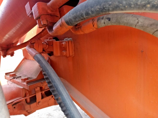 รถตักล้อยางมีตู้เก๋ง DAEWOO MG300V ซีเรียล1080 รถใช้งานน้อย