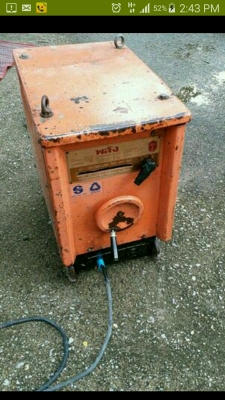 ตู้เชื่อมพลัง 300  ไฟ220V