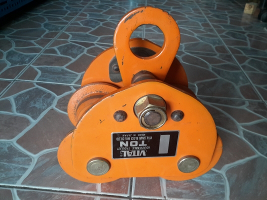 รอกค้างคาว vital 1 ton สภาพใหม่