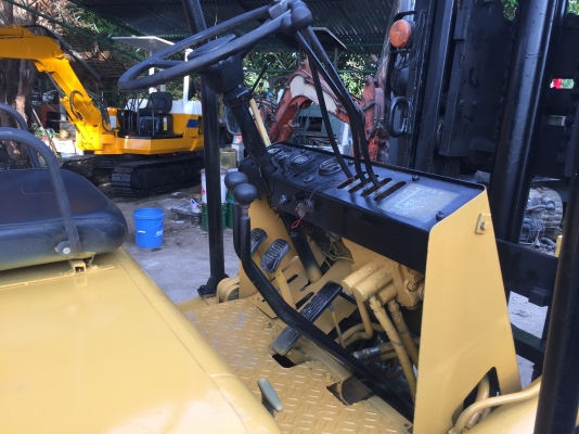 รถยกมิตซูบิชิ 3 ตันครึ่งดีเซลสภาพดี เก่าญี่ปุ่นมีใบอินวอยไม่เคยใช้ในไทย รถยกมิตซูบิชิ 3 ตันครึ่งดีเซลสภาพดี เก่าญี่ปุ่นมีใบอินวอยไม่เคยใช้ในไทย