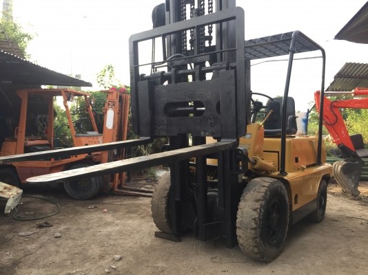 รถยกมิตซูบิชิ 3 ตันครึ่งดีเซลสภาพดี เก่าญี่ปุ่นมีใบอินวอยไม่เคยใช้ในไทย รถยกมิตซูบิชิ 3 ตันครึ่งดีเซลสภาพดี เก่าญี่ปุ่นมีใบอินวอยไม่เคยใช้ในไทย