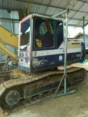 ขาย 395,000 บาท KOMATSU PC150-5 เครื่องดี ปั้มแรง โช่หนา เอวแน่น ไฟฟ้าตัด เอกสารอินวอยท์   รถอยู่ จ.มุกดาหาร โทร&amp;ไอดีไลน์ 06107102955
