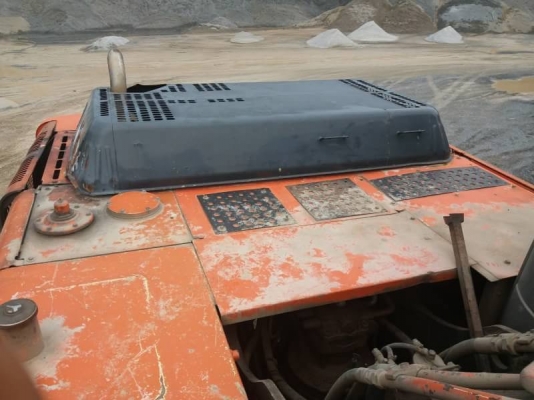 ขาย 1,350,000 HITACHI ZX  350 H  ไฟฟ้าครบ เครื่องดี ปั้มแรง เอวแน่น ช่วงล่างดี เอกสารอินวอยทร์ รถอยู่ ลพบุรี 090-772-3710 090-772-3708