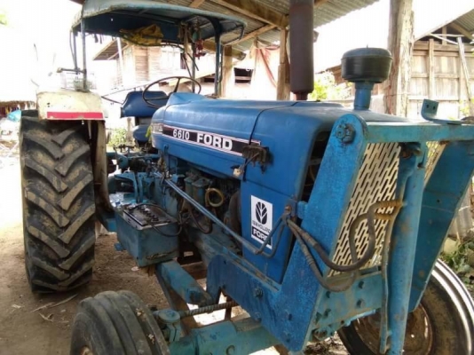 ขาย 215,000 FORD 6600 เครื่องดี ปั้มยกผานแรง เกียร์ดีหางไม่มีตกยางดี อุปกรณ์ครบ ผานดันหน้า ผาน 5 พร้อมใช้งาน เอกสารใบซื้อขายจากบริษัท รถอยู่ ขอนแก่น 090-772-3710 090-772-3708