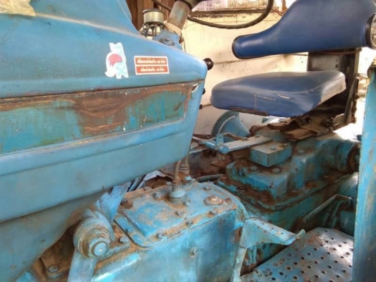 ขาย 215,000 FORD 6600 เครื่องดี ปั้มยกผานแรง เกียร์ดีหางไม่มีตกยางดี อุปกรณ์ครบ ผานดันหน้า ผาน 5 พร้อมใช้งาน เอกสารใบซื้อขายจากบริษัท รถอยู่ ขอนแก่น 090-772-3710 090-772-3708