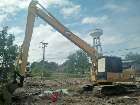 ขายCAT E120b สภาพสวยพร้อมใช้งาน เครื่องดีช่วงล่างดี ใบแทร็กเต็ม เอวดีไม่หลวม แอร์เย็น โทร0616613023