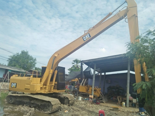 ขายCAT E120b สภาพสวยพร้อมใช้งาน เครื่องดีช่วงล่างดี ใบแทร็กเต็ม เอวดีไม่หลวม แอร์เย็น โทร0616613023