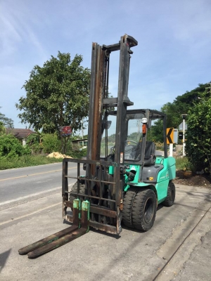 ฟอล์คลิฟต์ 3.5 ตัน MITSUBISHI FD35AT รถนอกเก่าญี่ปุ่น เสา 5 เมตร งาฮิ้ง ฟอล์คลิฟต์ 3.5 ตัน MITSUBISHI FD35AT รถนอกเก่าญี่ปุ่น เสา 5 เมตร งาฮิ้ง