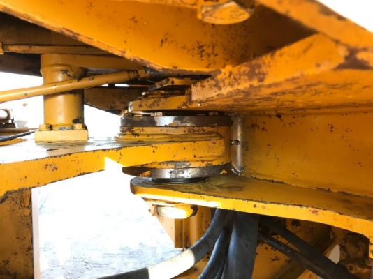 ขายรถตักล้อยาง TCM L26 (เทียบเท่า WA300) รถนอกนำเข้าเองจากญี่ปุ่น สภาพสวยพร้อมใช้งาน มีVDOการทำงานครับ