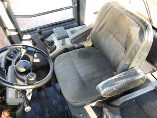 ขายรถตักล้อยาง TCM L26 (เทียบเท่า WA300) รถนอกนำเข้าเองจากญี่ปุ่น สภาพสวยพร้อมใช้งาน มีVDOการทำงานครับ