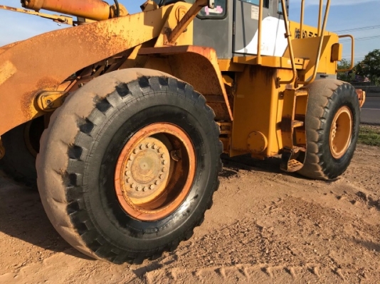 ขายรถตักล้อยาง TCM L26 (เทียบเท่า WA300) รถนอกนำเข้าเองจากญี่ปุ่น สภาพสวยพร้อมใช้งาน มีVDOการทำงานครับ