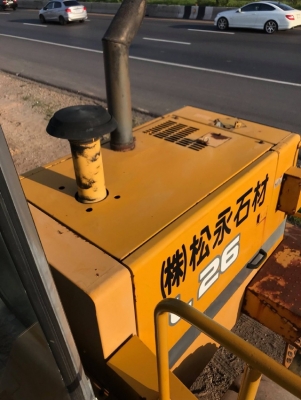 ขายรถตักล้อยาง TCM L26 (เทียบเท่า WA300) รถนอกนำเข้าเองจากญี่ปุ่น สภาพสวยพร้อมใช้งาน มีVDOการทำงานครับ