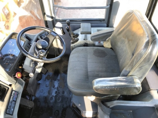 ขายรถตักล้อยาง TCM L26 (เทียบเท่า WA300) รถนอกนำเข้าเองจากญี่ปุ่น สภาพสวยพร้อมใช้งาน มีVDOการทำงานครับ