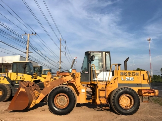 ขายรถตักล้อยาง TCM L26 (เทียบเท่า WA300) รถนอกนำเข้าเองจากญี่ปุ่น สภาพสวยพร้อมใช้งาน มีVDOการทำงานครับ