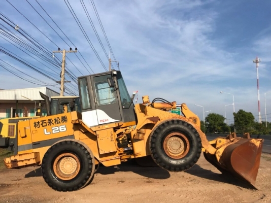 ขายรถตักล้อยาง TCM L26 (เทียบเท่า WA300) รถนอกนำเข้าเองจากญี่ปุ่น สภาพสวยพร้อมใช้งาน มีVDOการทำงานครับ