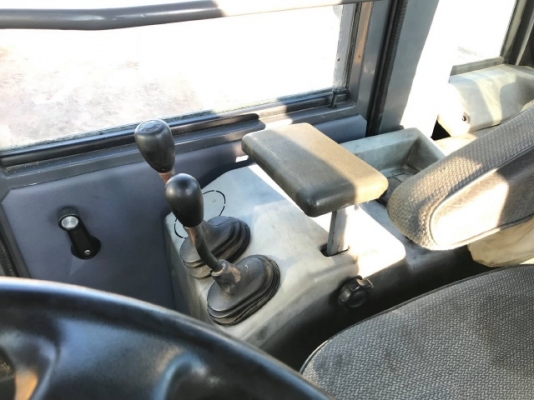 ขายรถตักล้อยาง TCM L26 (เทียบเท่า WA300) รถนอกนำเข้าเองจากญี่ปุ่น สภาพสวยพร้อมใช้งาน มีVDOการทำงานครับ