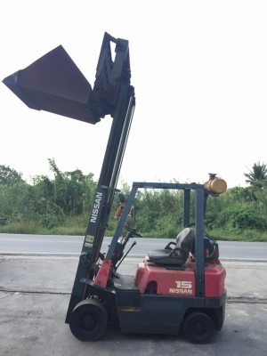 ขาย NISSAN FG15  รถ นอกเก่าญี่ปุ่น  เสา 3 เมตร งาฮิ้ง พร้อมบุ้งกี๋   พร้อมใช้งานได้เลย