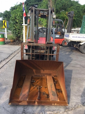 ขาย NISSAN FG15  รถ นอกเก่าญี่ปุ่น  เสา 3 เมตร งาฮิ้ง พร้อมบุ้งกี๋   พร้อมใช้งานได้เลย