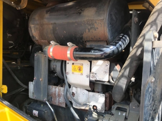 ขายรถตักล้อยาง KOMATSU WA320-5 รถนอกนำเข้าจากญี่ปุ่น สภาพสวยพร้อมใช้งาน มีVDOการทำงานครับ