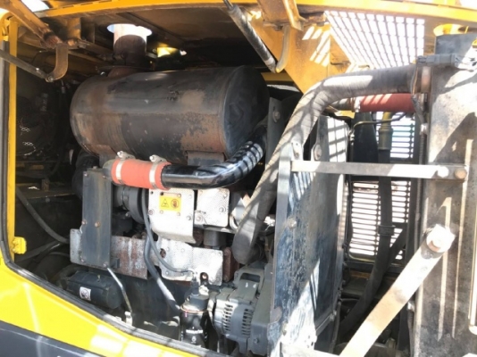 ขายรถตักล้อยาง KOMATSU WA320-5 รถนอกนำเข้าจากญี่ปุ่น สภาพสวยพร้อมใช้งาน มีVDOการทำงานครับ