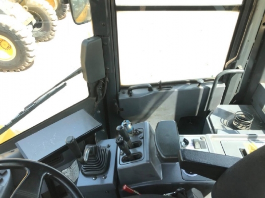 ขายรถตักล้อยาง KOMATSU WA320-5 รถนอกนำเข้าจากญี่ปุ่น สภาพสวยพร้อมใช้งาน มีVDOการทำงานครับ