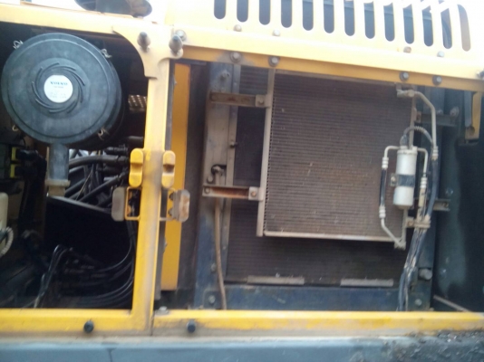 ขายรถแบคโฮ VOLVO EC 210 B 10,300 ชม ราคา 850,000 สตูล
