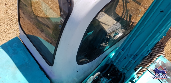 รถแบ็คโฮ KOBELCO SK60 Mark V Super พร้อมผานหน้า เก่าญี่ปุ่นยังไม่ผ่านการใช้งานในไทย