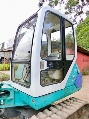 ขายรถขุด ยี่ห้อ: KOMATSU แบบ: PC40-7   ราคา 530,000 บาท (ต่อรองได้)    เครื่อง4สูบ ช่วงล่างแน่น100\% แทรกยาง  รถเก่านอกแท้ญี่ปุ่น  มีเอกสารใบอินวอย ไม่เคยใช้งานในไทย100\% รถพร้อมใช้งานโทร : 099-907-9273 กิ๊ฟ กมลชนก  โทร : 099-907-3356 ช่าง บัง  ไอดี ไลน์ :