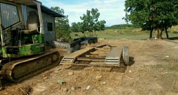 ขาย 280,000 Mitsubishi Mx55 แถมหัวคีปไม้ บุ้งกี๋ เทนเลอร์ เครื่องดี ปั้มแรง ช่างล่างดี รถพร้อมใช้  รถอยู่ จันทบุรี 090-772-3710 090-772-3708