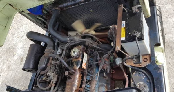 ขายด่วนรถยกKOMATSU FG18-15ยกได้2ตันยกสูง3เมตรยางตัน4เส้นยกจริงได้รถนอกเพิ่งนำเข้ามายังไม่เคยใช้งานในเมืองไทยเลย