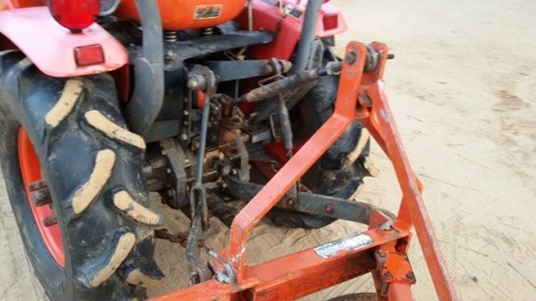 Krt 140 ไม่มีดันหน้า มีผาลหลัง ล้อเหล็ก รถเครื่อดงรพี้อมใช้งาน