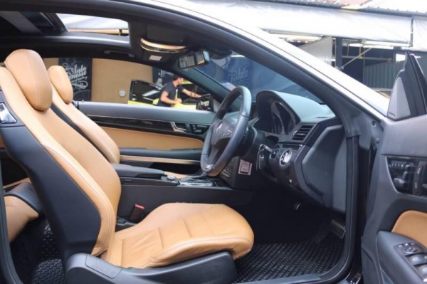 Benz E250 Coupe AMG Sport Package ปี2011