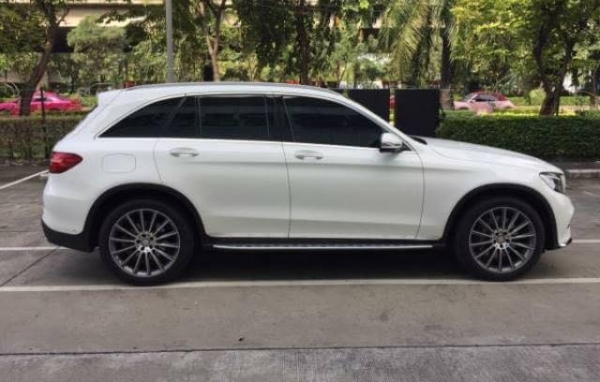 2017 BenzGLC 250d 4 MATIC AMG