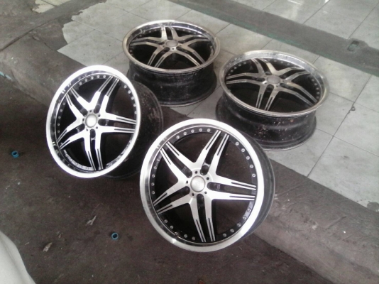 ล้อแม็กขอบ17นิ้ว5รู114 ชุดนี้ ราคา 5500 บาท