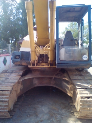 KOMATSU PC200-5 รถใช้งานได้ปกติ ไฟฟ้าตัด ช่วงล่างดี ขายตามสภาพ