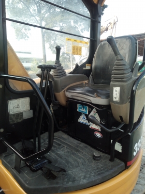 CATERPILLAR 303SRนำเข้ามือญี่ปุ่น CATERPILLAR 303SRนำเข้ามือญี่ปุ่น