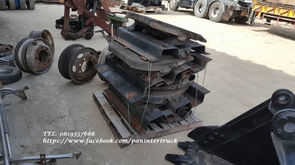 สินค้าเก่านอก ขายถูกด่วนๆFIFTH WHEEL - NO BRAND แป้นลากเทรลเลอร์(หน้าวัว) / ราคาขาย(อันละ 9,500 บาท) สนใจติดต่อ 0819337688