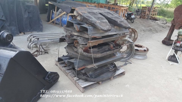 สินค้าเก่านอก ขายถูกด่วนๆFIFTH WHEEL - NO BRAND แป้นลากเทรลเลอร์(หน้าวัว) / ราคาขาย(อันละ 9,500 บาท) สนใจติดต่อ 0819337688