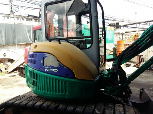 ขายค่ะ รถขุด KOMATSU PC 40MR-1 ปี 2001