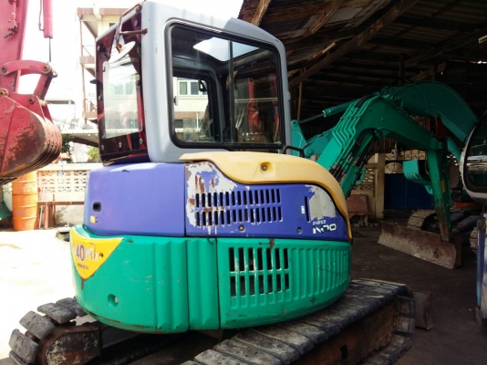 ขายค่ะ รถขุด KOMATSU PC 40MR-1 ปี 2001