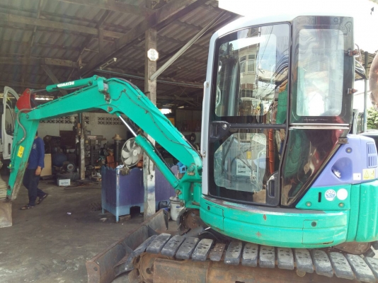 ขายค่ะ รถขุด KOMATSU PC 40MR-1 ปี 2001