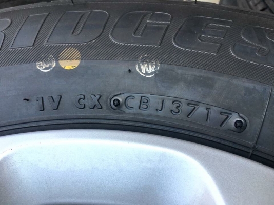 ล้อแม็กป้ายแดง Toyota Revo ขอบ 16 ใหม่ยกห้าง พร้อมยางป้ายแดง 215-70-16 Britgestone ปลายปี 17